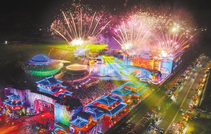 因武当景好而来 为一城好景停留 “仙山碧水的十堰”全域发力引客