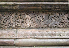 五龙宫大殿前神台