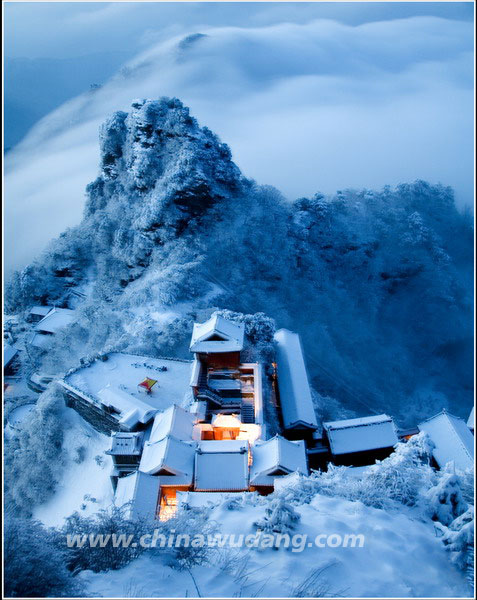 武当山雪景金顶太和宫