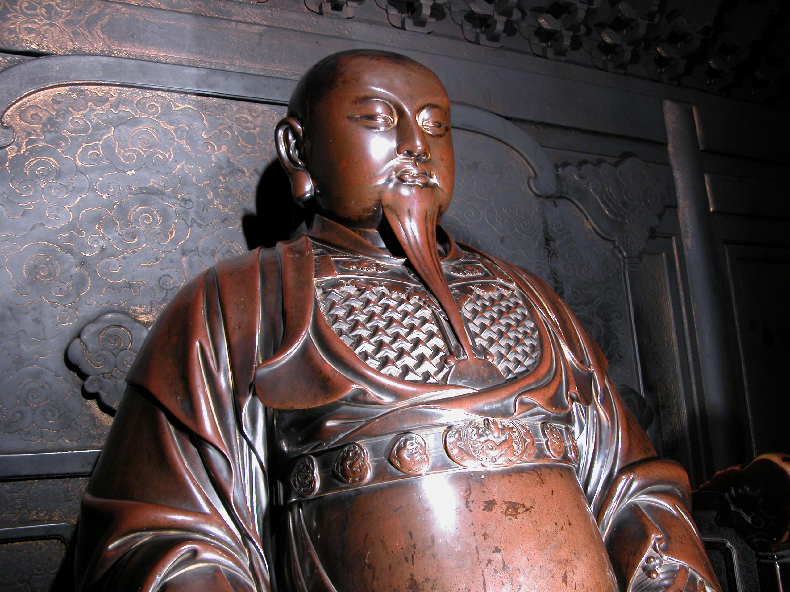 金顶金殿铜铸鎏金真武像